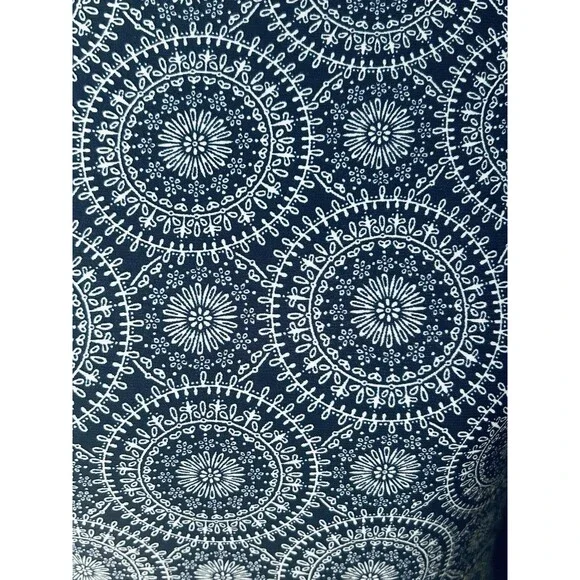 Tommy Hilfiger Dress Size 4 Bell Sleeve Knee Length New NWT - Picture 2 of 12